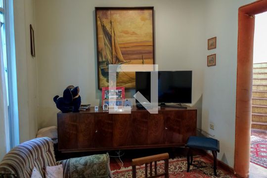 Sala de TV de casa à venda com 5 quartos, 450m² em Sumaré, São Paulo