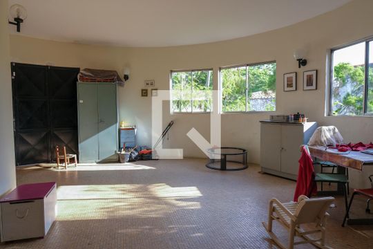 Área comum de casa para alugar com 5 quartos, 450m² em Sumaré, São Paulo