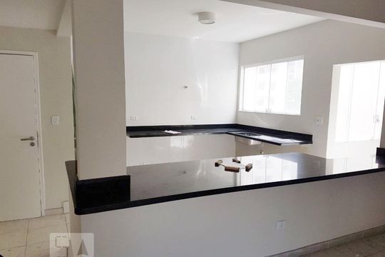 Cozinha de apartamento à venda com 3 quartos, 121m² em Itaim Bibi, São Paulo