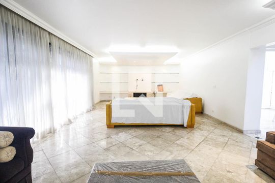 Sala de casa para alugar com 4 quartos, 700m² em Jardim São Bento, São Paulo