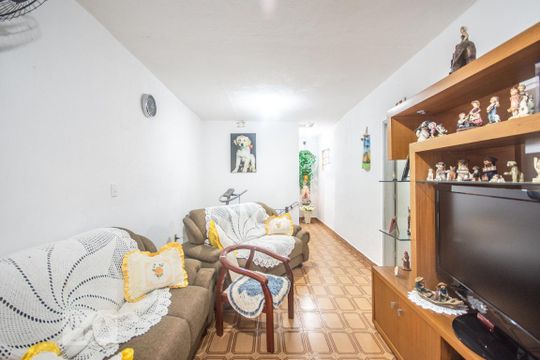 Sala de casa à venda com 4 quartos, 110m² em Jardim Peri, São Paulo