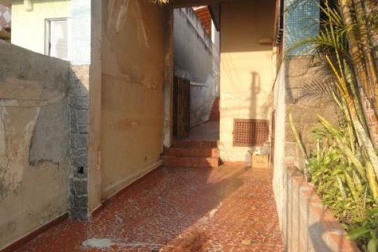 Área Externa de casa à venda com 3 quartos, 199m² em Vila Dom Pedro I, São Paulo