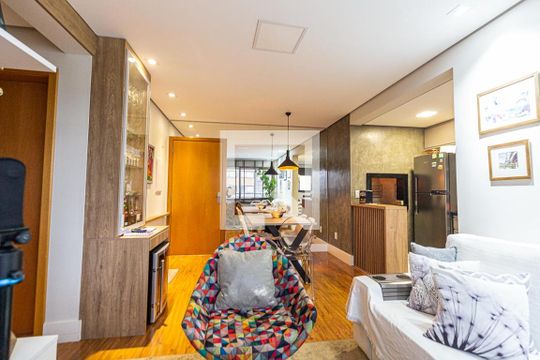 Sala de apartamento à venda com 2 quartos, 62m² em Camaquã, Porto Alegre