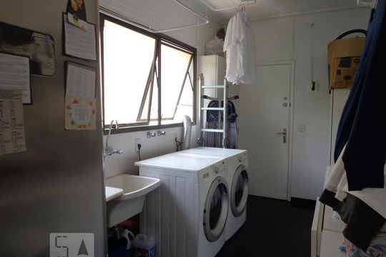 Área de Serviço de apartamento à venda com 3 quartos, 306m² em Santa Cecília, São Paulo