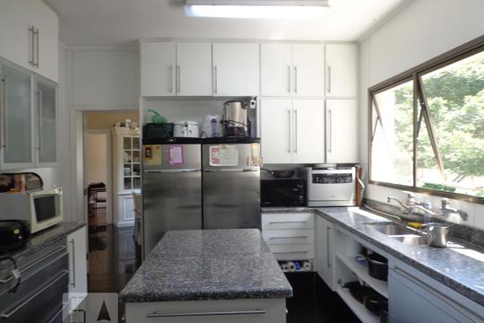 Cozinha de apartamento à venda com 3 quartos, 306m² em Santa Cecília, São Paulo