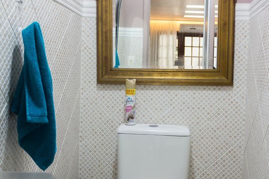 Lavabo de casa à venda com 4 quartos, 200m² em Recreio dos Bandeirantes, Rio de Janeiro