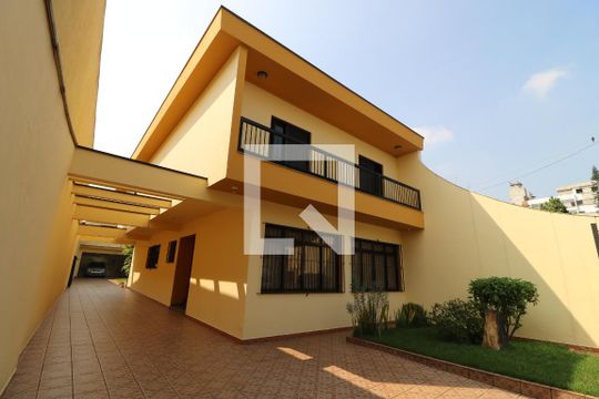 Fachada de casa à venda com 4 quartos, 370m² em Chácara Mafalda, São Paulo