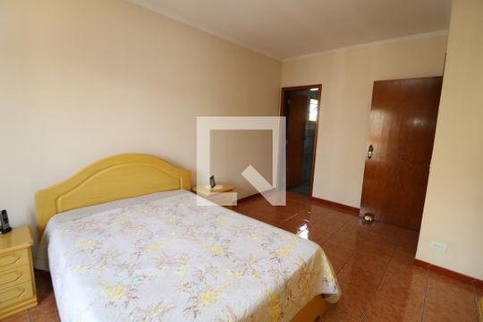 Suite de casa à venda com 4 quartos, 370m² em Chácara Mafalda, São Paulo