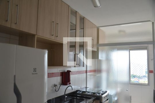 Cozinha de apartamento à venda com 2 quartos, 50m² em Vila Homero Thon, Santo André