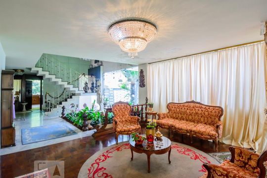Sala de casa à venda com 4 quartos, 260m² em Alto da Lapa, São Paulo