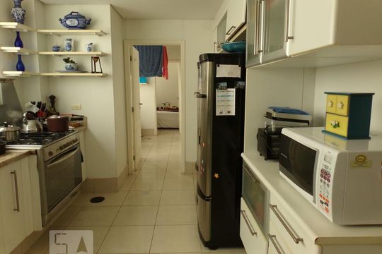 Cozinha de apartamento à venda com 3 quartos, 330m² em Higienópolis, São Paulo