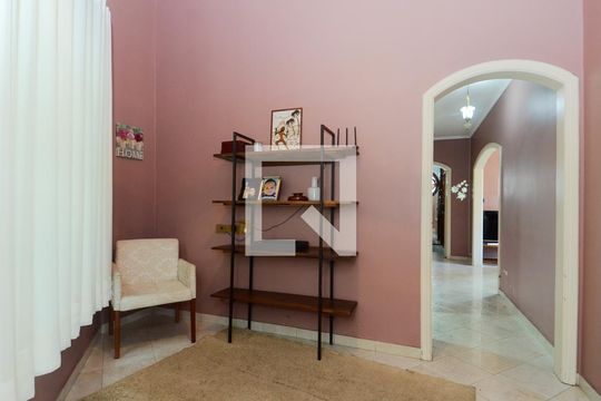 Antessala - Suíte 4 de casa à venda com 4 quartos, 450m² em Vila Rosalia, Guarulhos