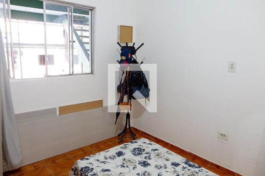 Quarto 1 de casa à venda com 6 quartos, 200m² em Recanto das Rosas, Osasco