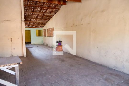 Área comum de casa à venda com 6 quartos, 200m² em Recanto das Rosas, Osasco