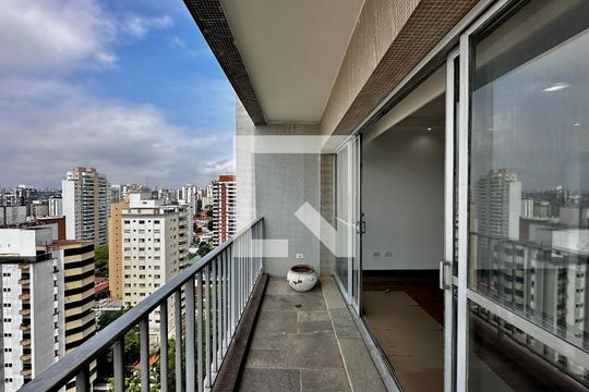 Sacada de apartamento à venda com 4 quartos, 269m² em Campo Belo, São Paulo