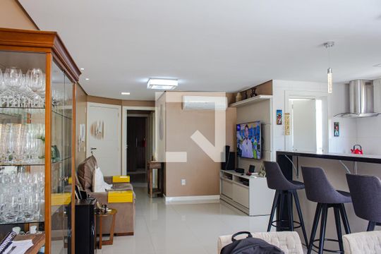Sala de apartamento à venda com 2 quartos, 79m² em Nossa Senhora das Graças, Canoas