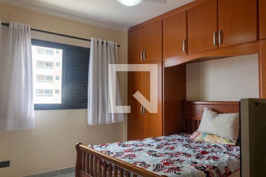 Quarto de apartamento para alugar com 1 quarto, 50m² em Maracanã, Praia Grande