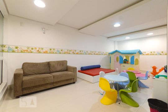 Brinquedoteca de apartamento para alugar com 2 quartos, 75m² em Kobrasol, São José