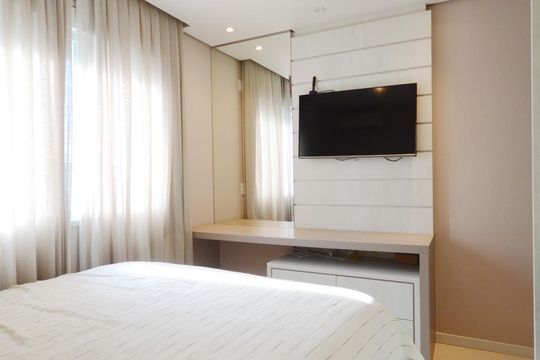 Suíte 1 de apartamento para alugar com 2 quartos, 75m² em Kobrasol, São José