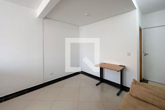 Sala/Quarto de kitnet/studio à venda com 1 quarto, 25m² em Jardim Monte Azul, São Paulo