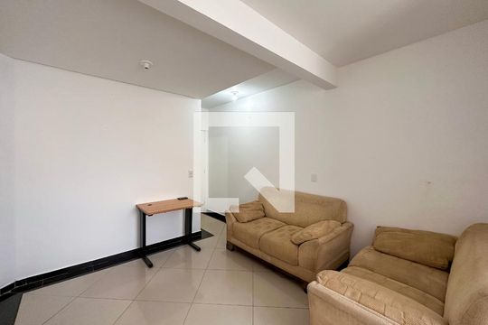 Sala/Quarto de kitnet/studio à venda com 1 quarto, 25m² em Jardim Monte Azul, São Paulo