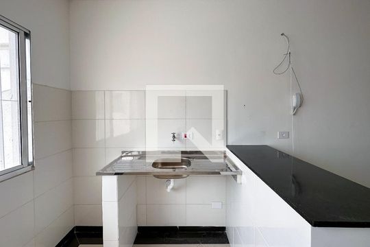 Cozinha de kitnet/studio à venda com 1 quarto, 25m² em Jardim Monte Azul, São Paulo
