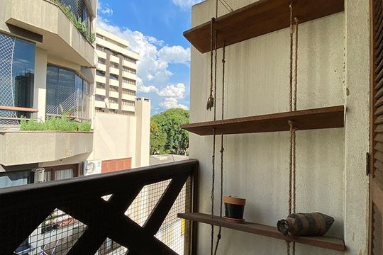 Sacada da sala de apartamento à venda com 2 quartos, 58m² em Centro, São Leopoldo