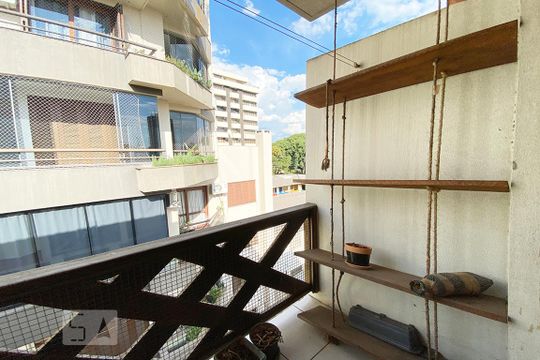 Sacada da sala de apartamento à venda com 2 quartos, 58m² em Centro, São Leopoldo