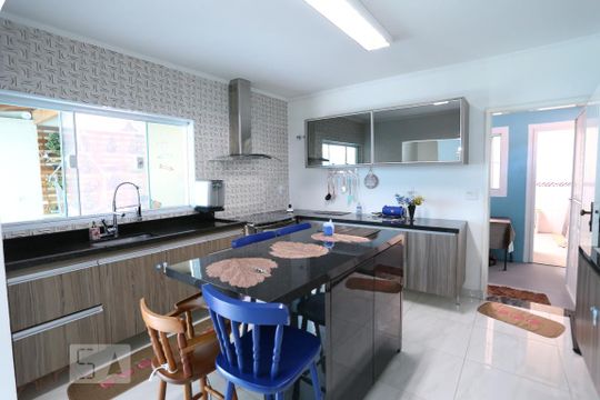 Cozinha de casa à venda com 3 quartos, 260m² em Jardim Sao Nicolau, São Paulo