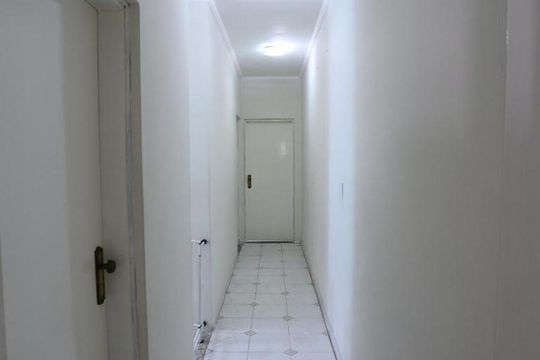 Corredor de casa à venda com 3 quartos, 260m² em Jardim Sao Nicolau, São Paulo