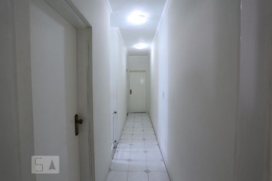 Corredor de casa à venda com 3 quartos, 260m² em Jardim Sao Nicolau, São Paulo