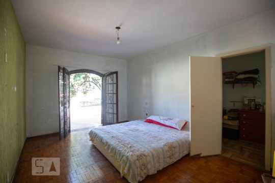 Quarto de casa à venda com 4 quartos, 220m² em Lapa, São Paulo