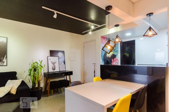 Sala de apartamento à venda com 2 quartos, 65m² em Baeta Neves, São Bernardo do Campo