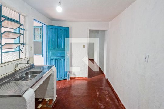 Sala/Cozinha de casa para alugar com 1 quarto, 50m² em Jardim São Silvestre, São Paulo