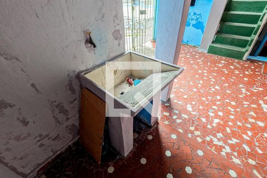 Área de Serviço de casa para alugar com 1 quarto, 50m² em Jardim São Silvestre, São Paulo