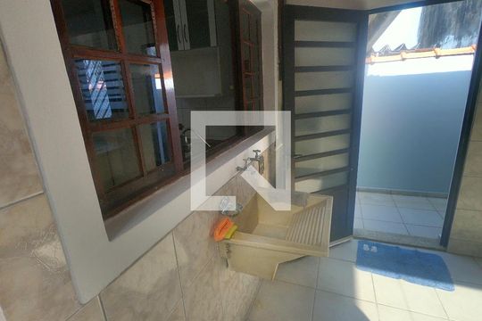 Casa à venda com 3 quartos, 150m² em Vila Harmonia, Guarulhos