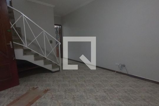 Casa à venda com 3 quartos, 150m² em Vila Harmonia, Guarulhos