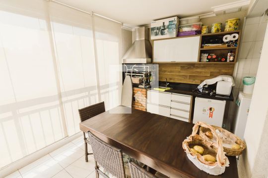 Varanda de apartamento para alugar com 2 quartos, 72m² em Vila Romana, São Paulo