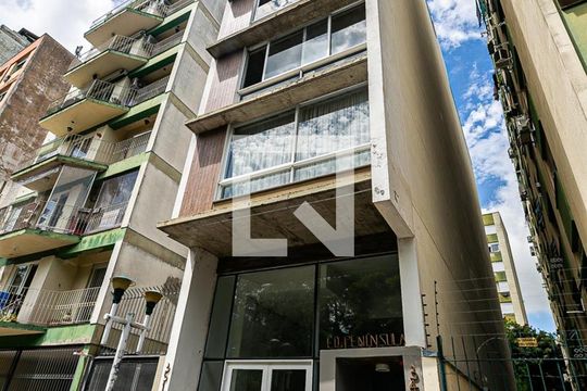 Fachada de apartamento para alugar com 1 quarto, 51m² em Centro Histórico, Porto Alegre