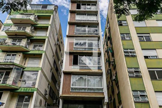 Fachada de apartamento para alugar com 1 quarto, 51m² em Centro Histórico, Porto Alegre