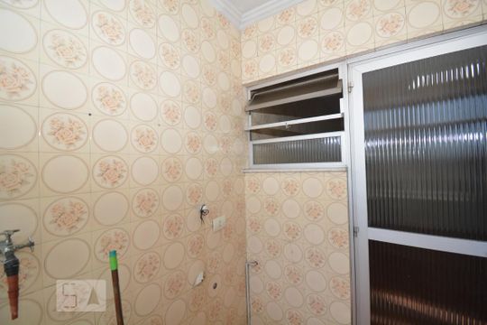 Área de Serviço de apartamento para alugar com 2 quartos, 60m² em Vicente de Carvalho, Rio de Janeiro