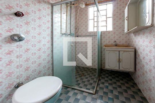 Banheiro Social de casa à venda com 3 quartos, 360m² em Eldorado, Contagem