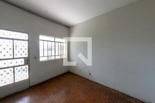 Sala de casa à venda com 3 quartos, 360m² em Eldorado, Contagem