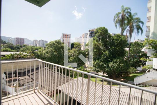 Varanda de apartamento para alugar com 1 quarto, 65m² em Pechincha, Rio de Janeiro