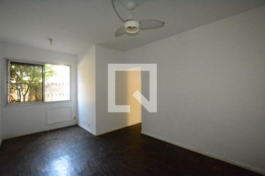 Apartamento para alugar com 3 quartos, 60m² em Oswaldo Cruz, Rio de Janeiro