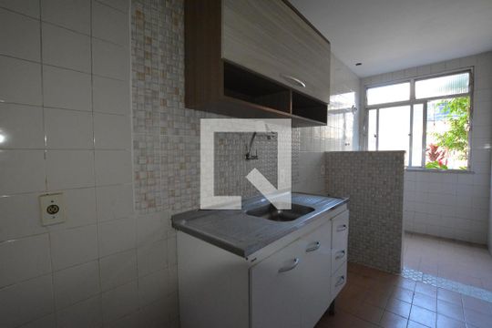 Cozinha de apartamento para alugar com 3 quartos, 60m² em Oswaldo Cruz, Rio de Janeiro