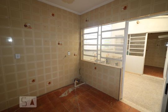 Cozinha de apartamento à venda com 2 quartos, 65m² em Sarandi, Porto Alegre