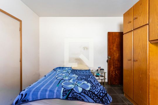 Casa à venda com 2 quartos, 300m² em Vila Osasco, Osasco