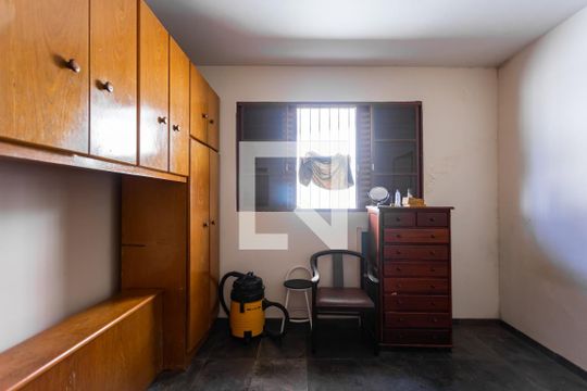 Casa à venda com 2 quartos, 300m² em Vila Osasco, Osasco