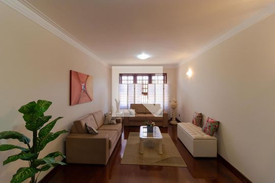 Sala 01 de casa à venda com 4 quartos, 351m² em Vila Nogueira, Campinas